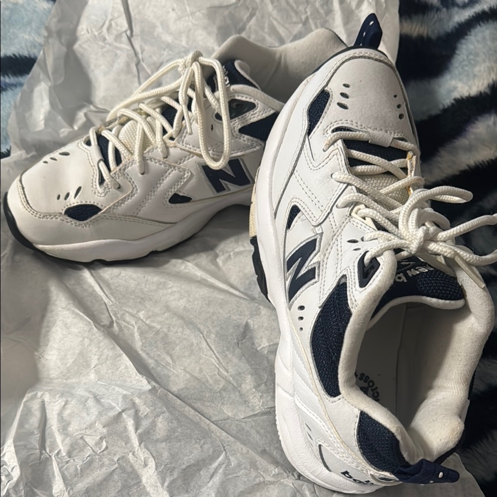 New Balance White and Blue Athletic Shoes with Cushioned Sole